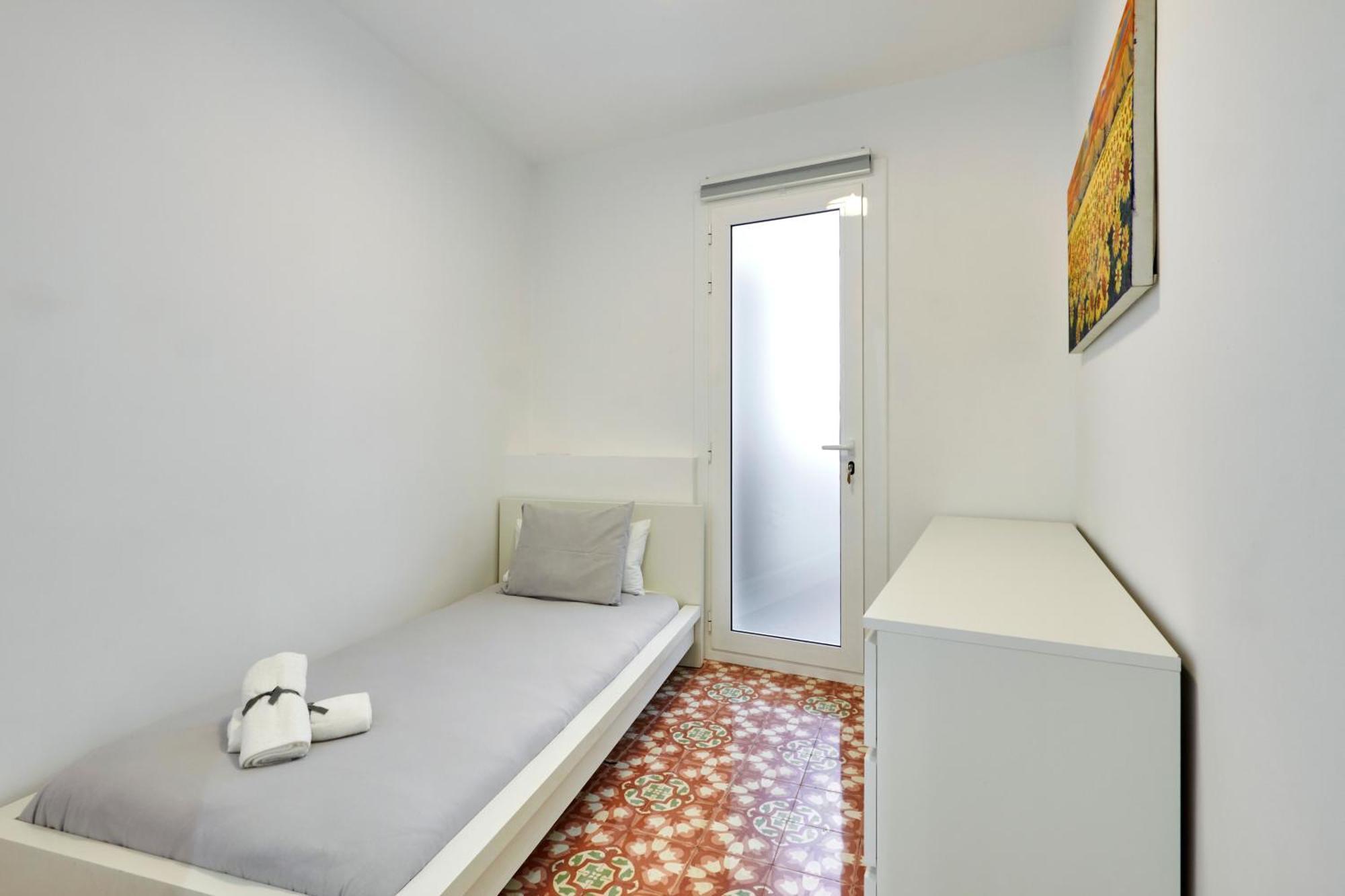 Comfortable Apartment Next To Apolo Theater Barcelona Buitenkant foto